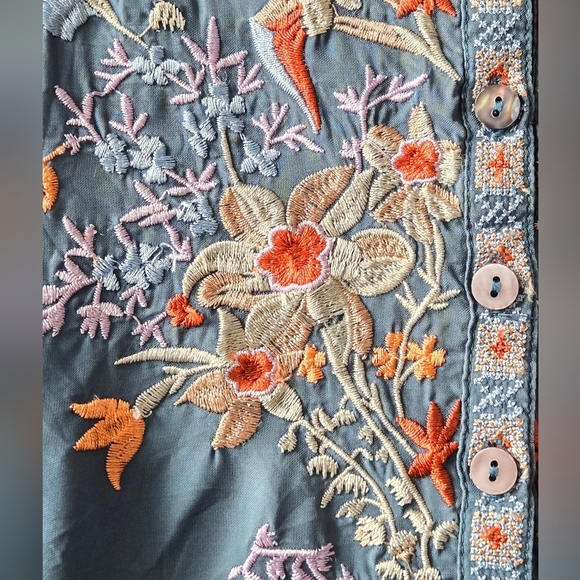 Sundance Floral Boho Silk Like Cordelia Tunic Embroidered Blue Blouse small - Picture 3 of 10